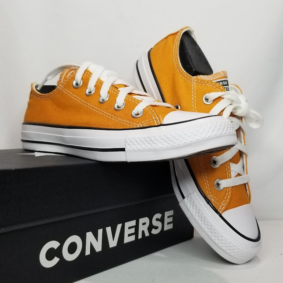 Converse Women's CTAS   Oxfords  Size 5.5 Light Curry A07855C  NWT - Picture 1 of 9